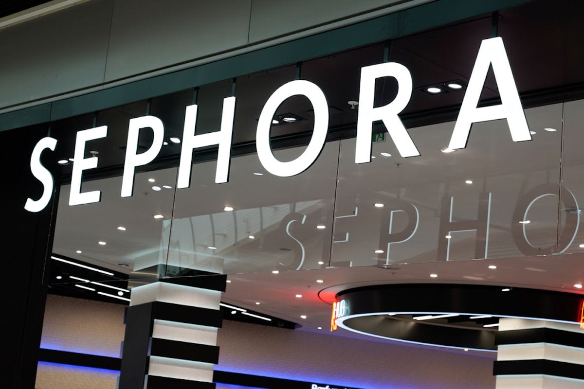 Sephora ouvre son premier magasin au Royaume-Uni.