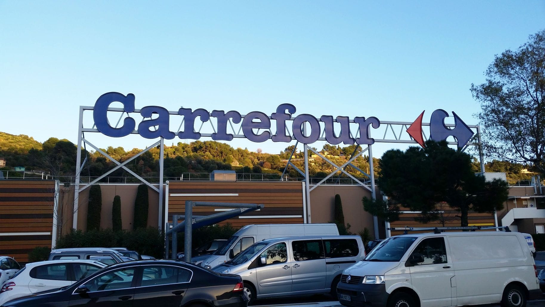 Carrefour reprend les activités de Delhaize en Roumanie.