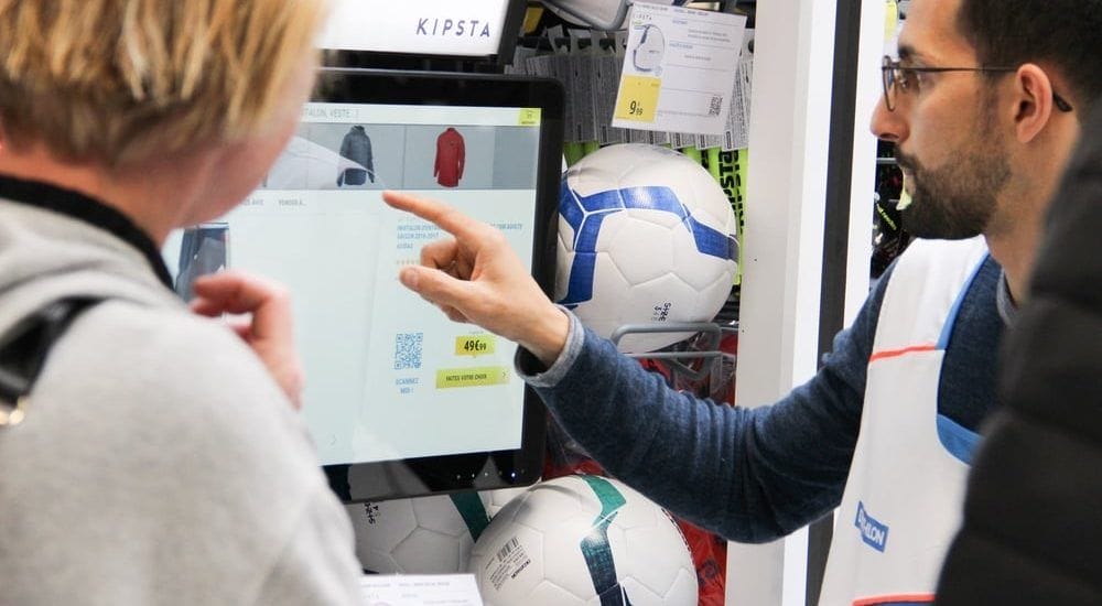 Modello Decathlon: la tecnologia al servizio delle persone.