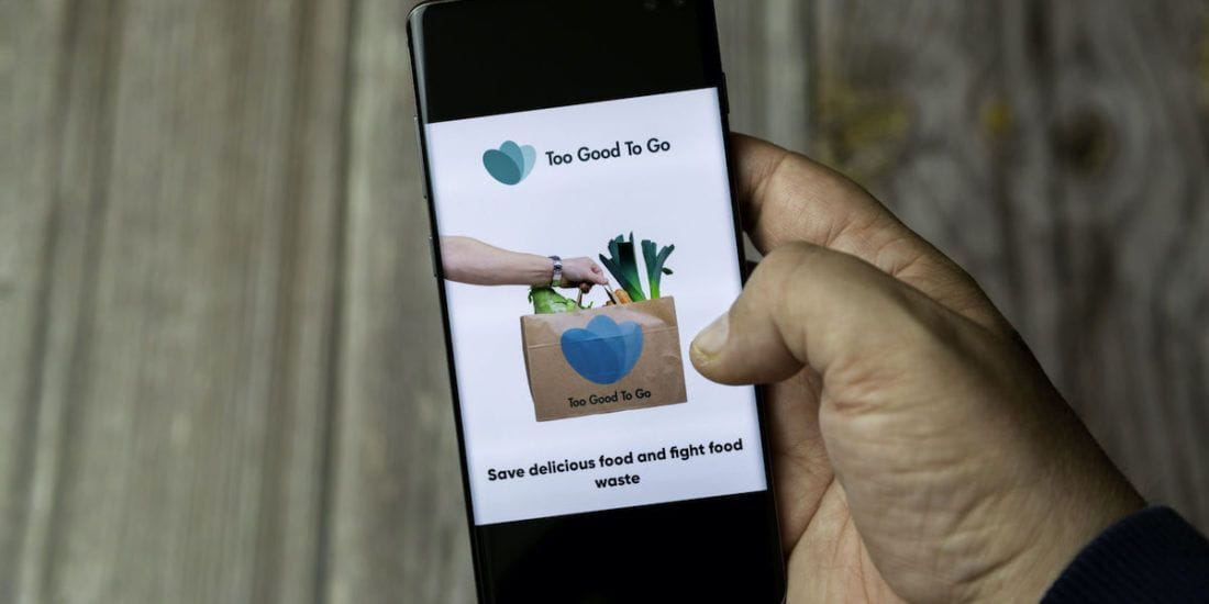 Simple apps helping grocery retailers reduce food waste .