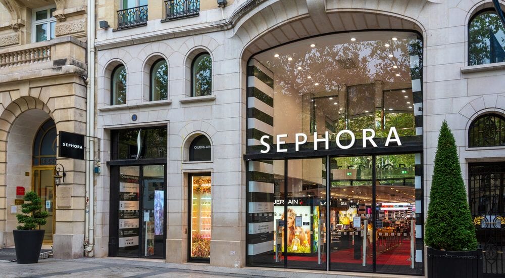 Le magasin Sephora des Champs Elysées s’est refait une beauté.