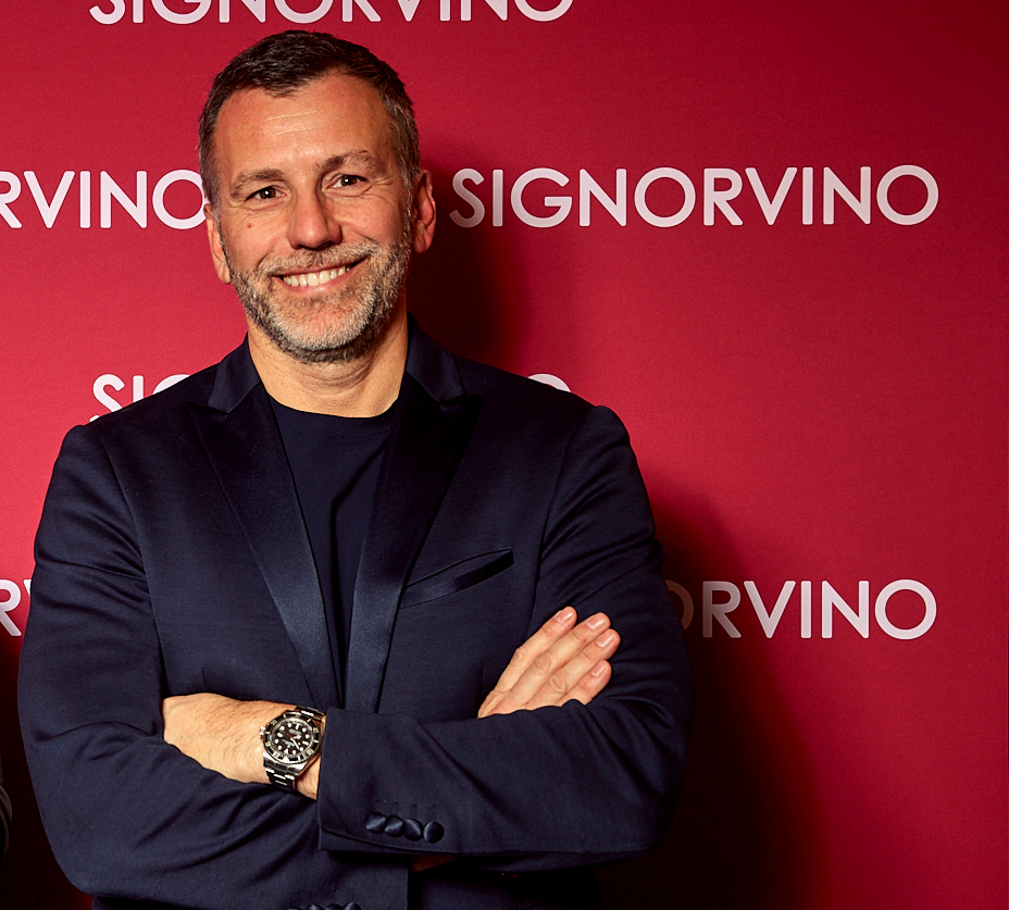 luca pizzighella signorvino calzedonia oniverse wine retail